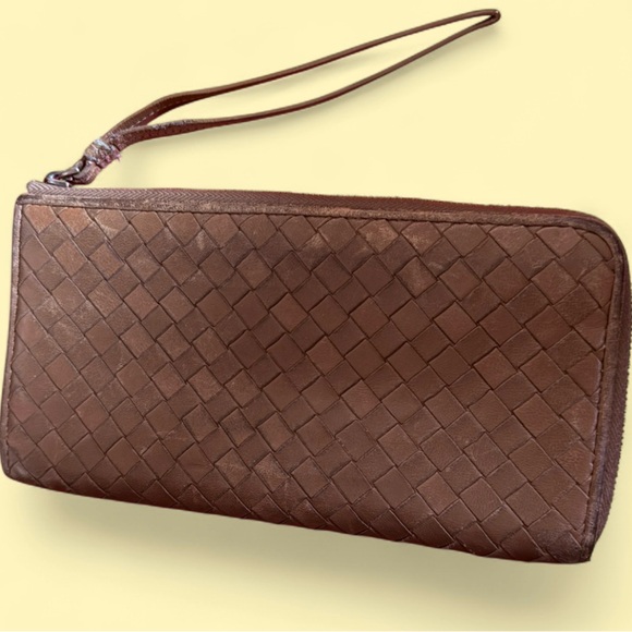 Authentic Bottega Veneta Intrecciato Leather Zip Around Wallet Brown
